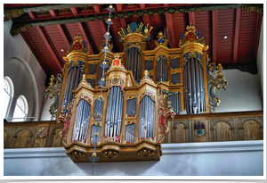 Organ loft.